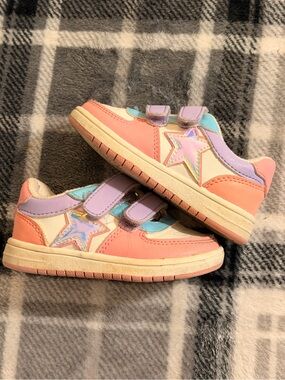The Children's Place Lavender and Pink Slip-On Sneaker